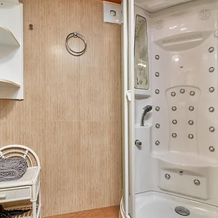 Velilla Apartment